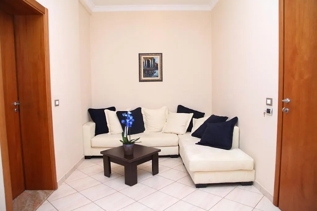 Hotel Pavaresia Vlore