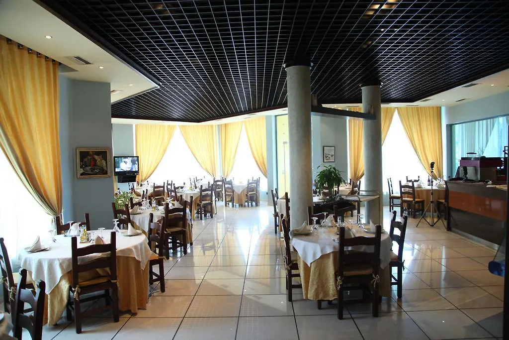 Hotel Pavaresia Vlore