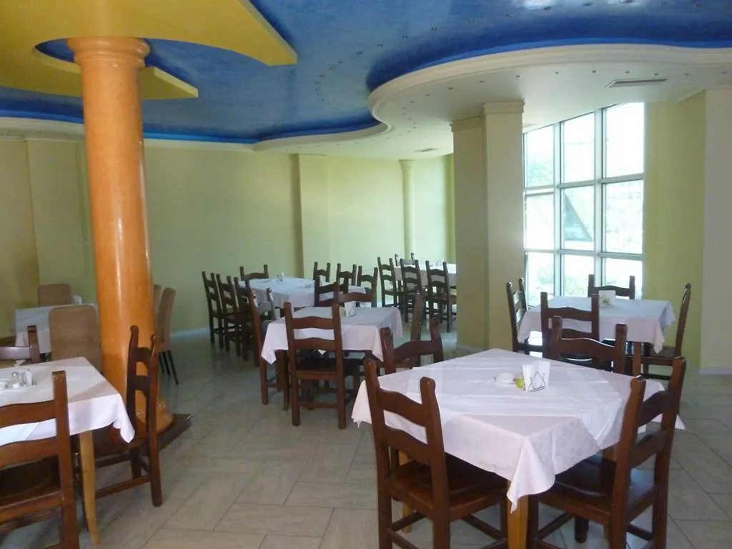 Hotel Pavaresia Vlorë